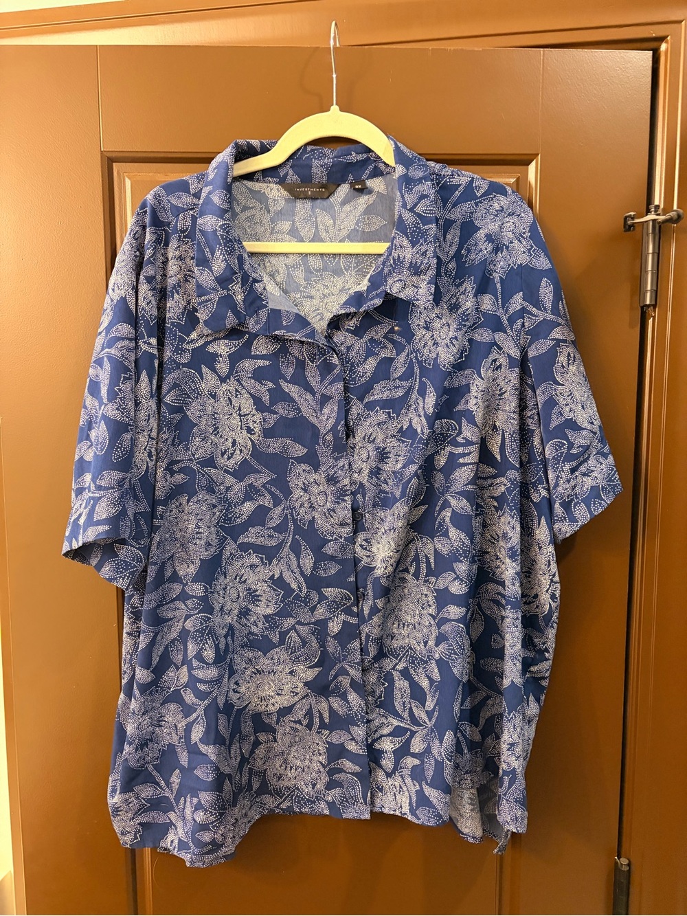 Investments Blue Floral Short Sleeve Button-Down Shirt